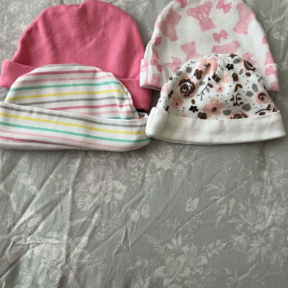 SOLD‼️Adorable Pink and Patterned Baby Hats Set